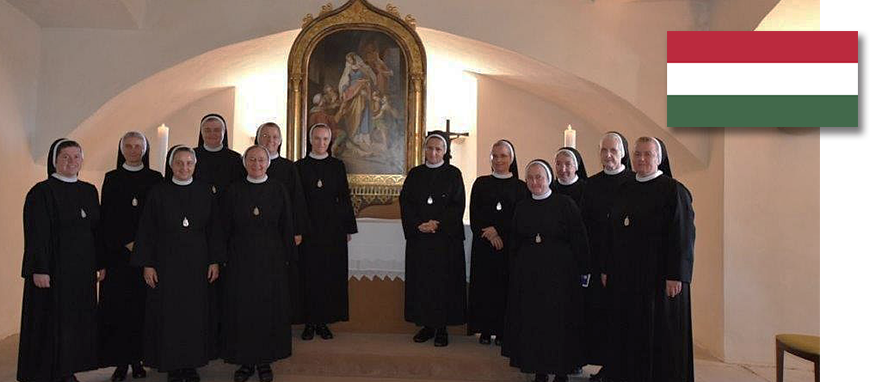 zdjęcie grupowe sióstr na Węgrzech